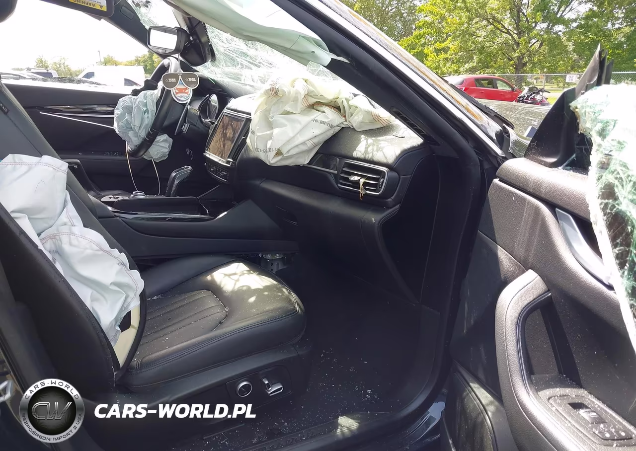 2023 Maserati Levante Modena VIN:ZN661YUM8PX419586 - 5