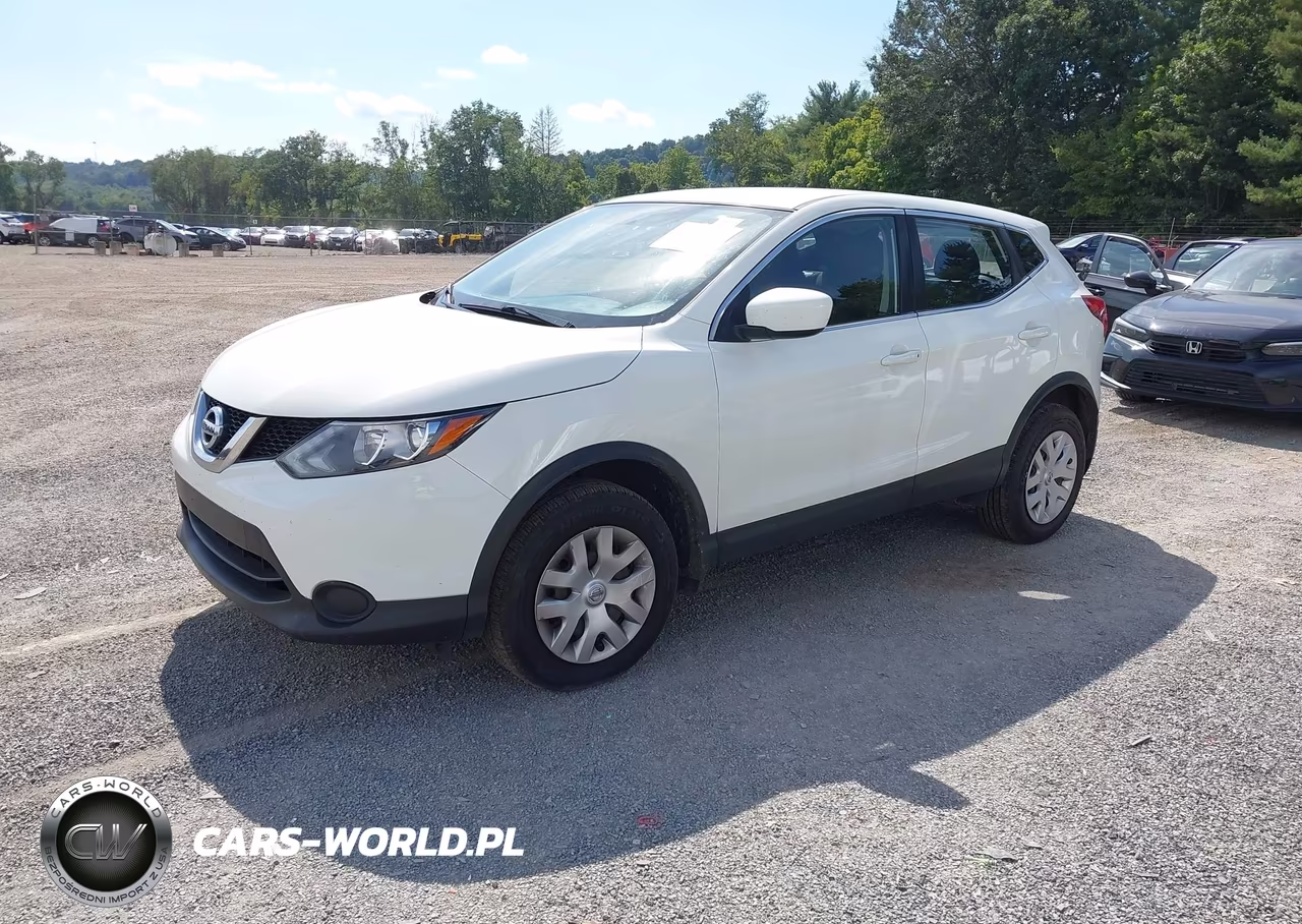 2017 Nissan Rogue Sport S VIN:JN1BJ1CR8HW106195 - 2