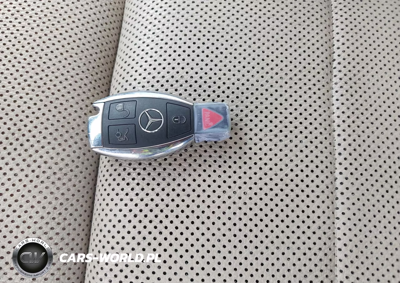 2015 Mercedes-Benz C 300 4Matic VIN:55SWF4KB4FU094455 - 11