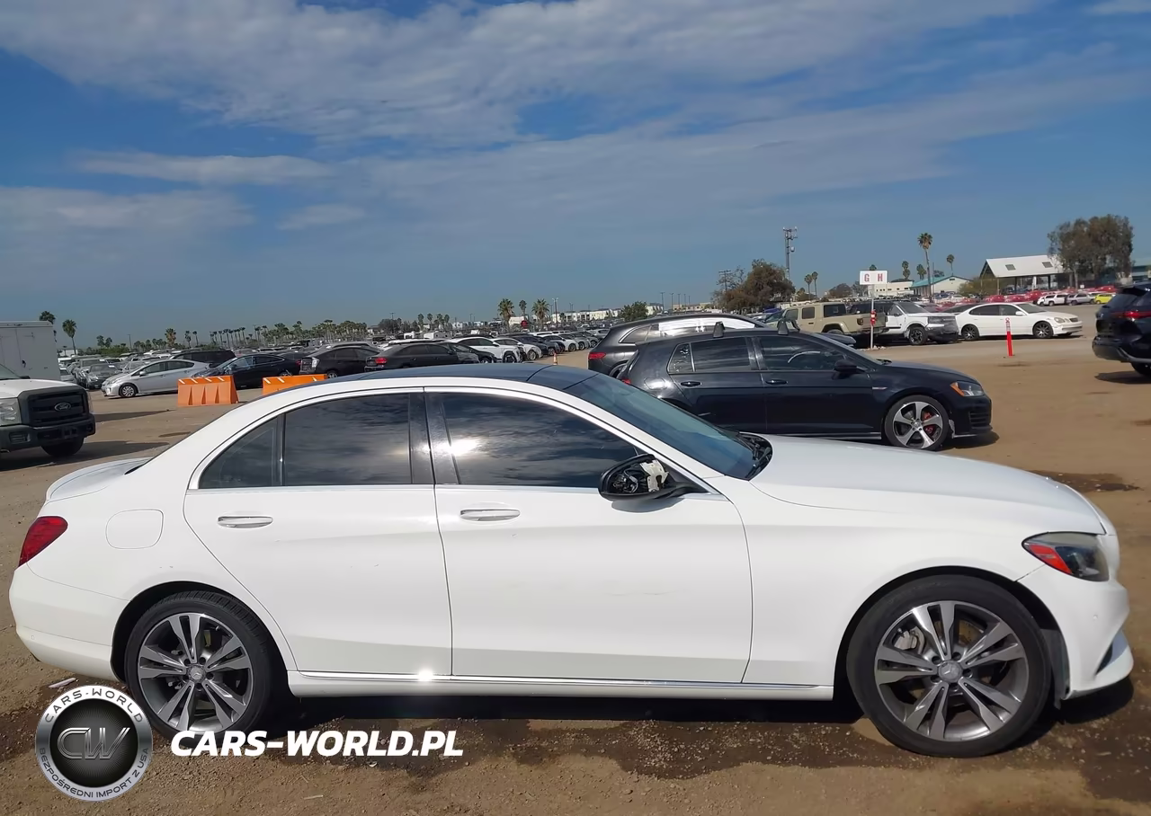 2015 Mercedes-Benz C 300 4Matic VIN:55SWF4KB4FU094455 - 13