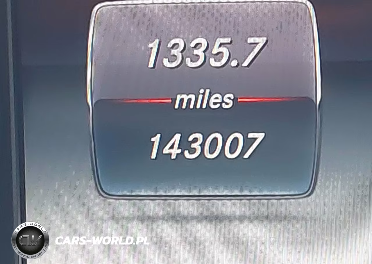 2015 Mercedes-Benz C 300 4Matic VIN:55SWF4KB4FU094455 - 15