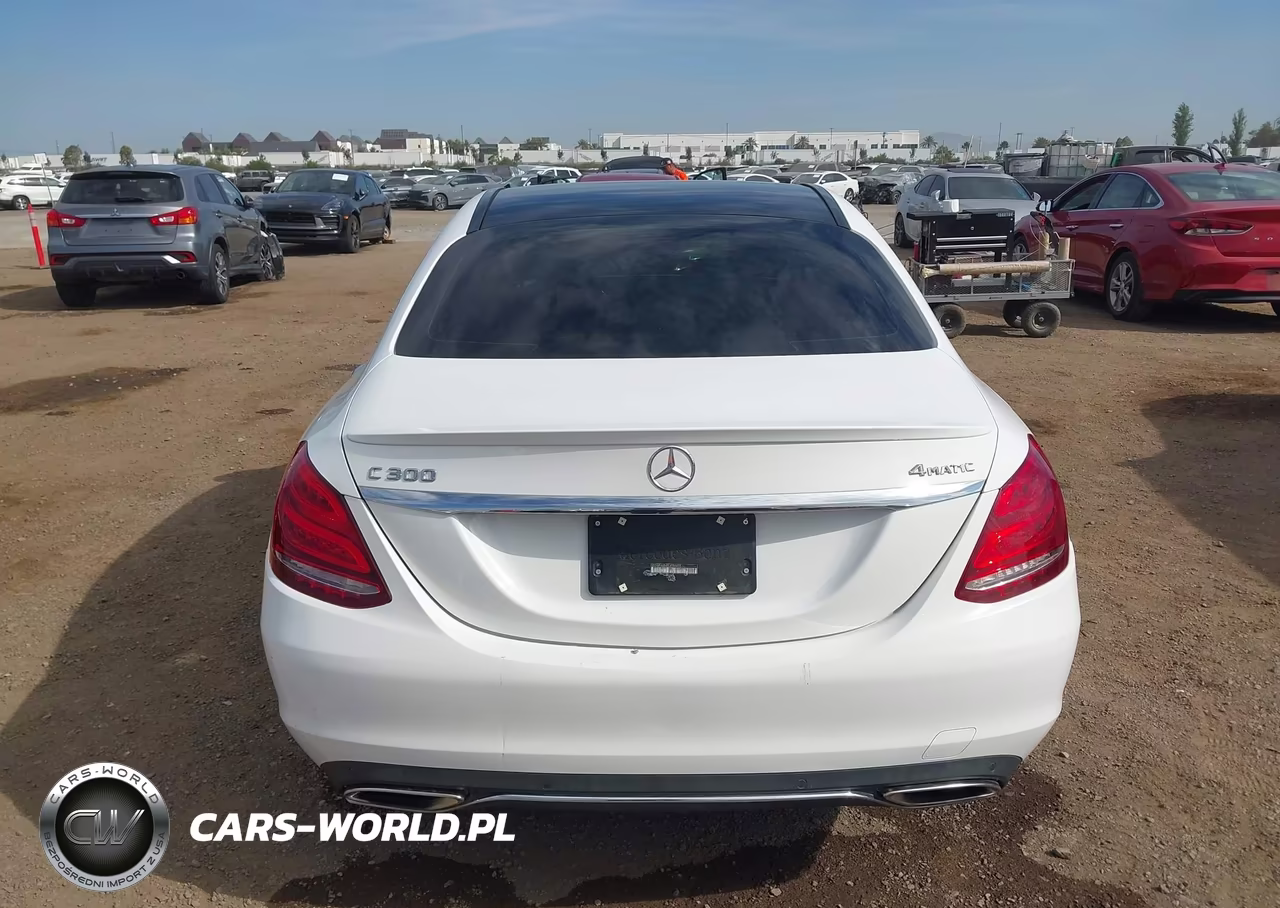 2015 Mercedes-Benz C 300 4Matic VIN:55SWF4KB4FU094455 - 16