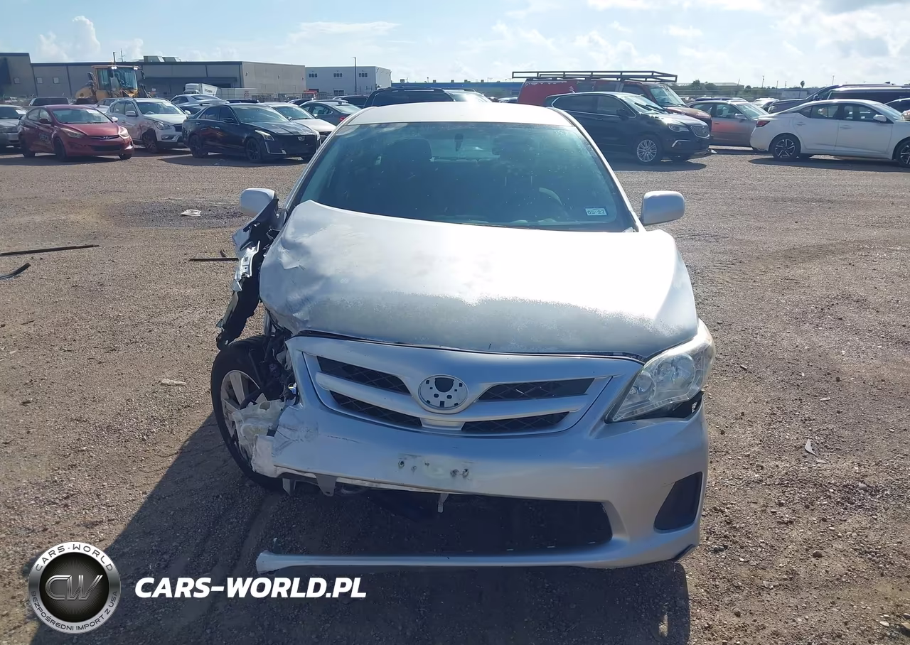 2011 Toyota Corolla Le VIN:JTDBU4EE0BJ107443 - 13