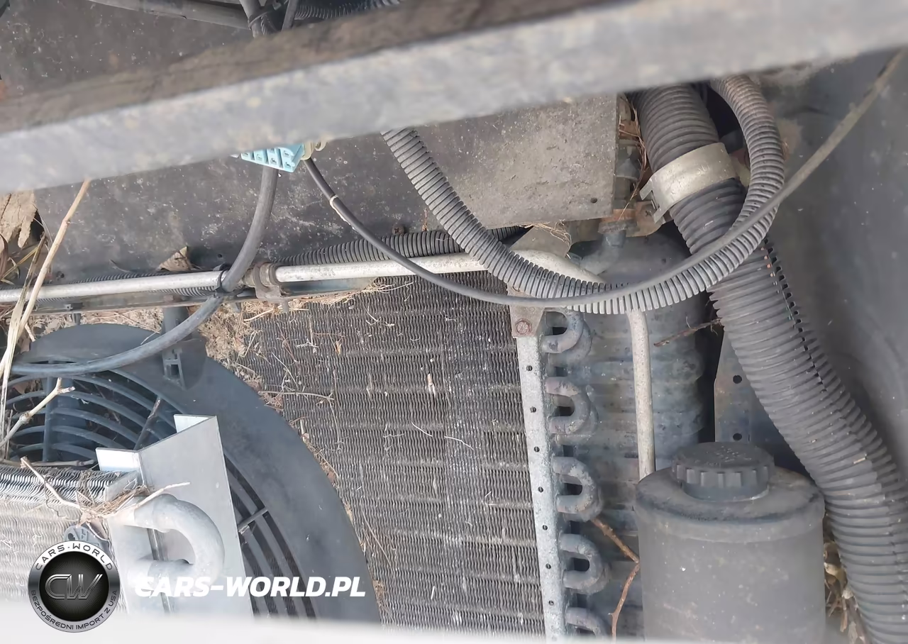 1993 Chevrolet P30 VIN:1GBKP37N9P3304478 - 10
