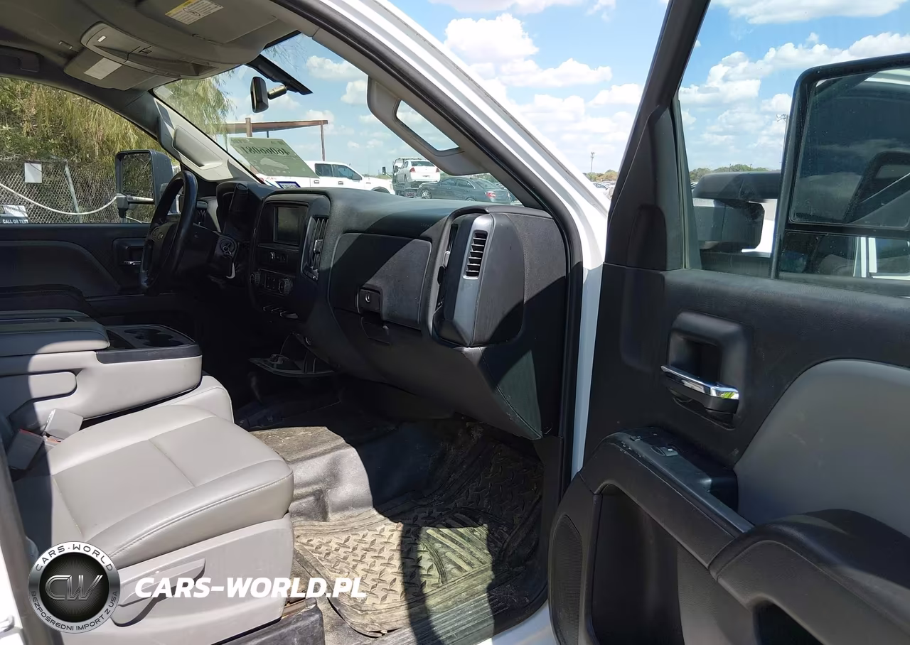 2018 Chevrolet Silverado 2500Hd Wt VIN:1GC1KUEG7JF264021 - 5