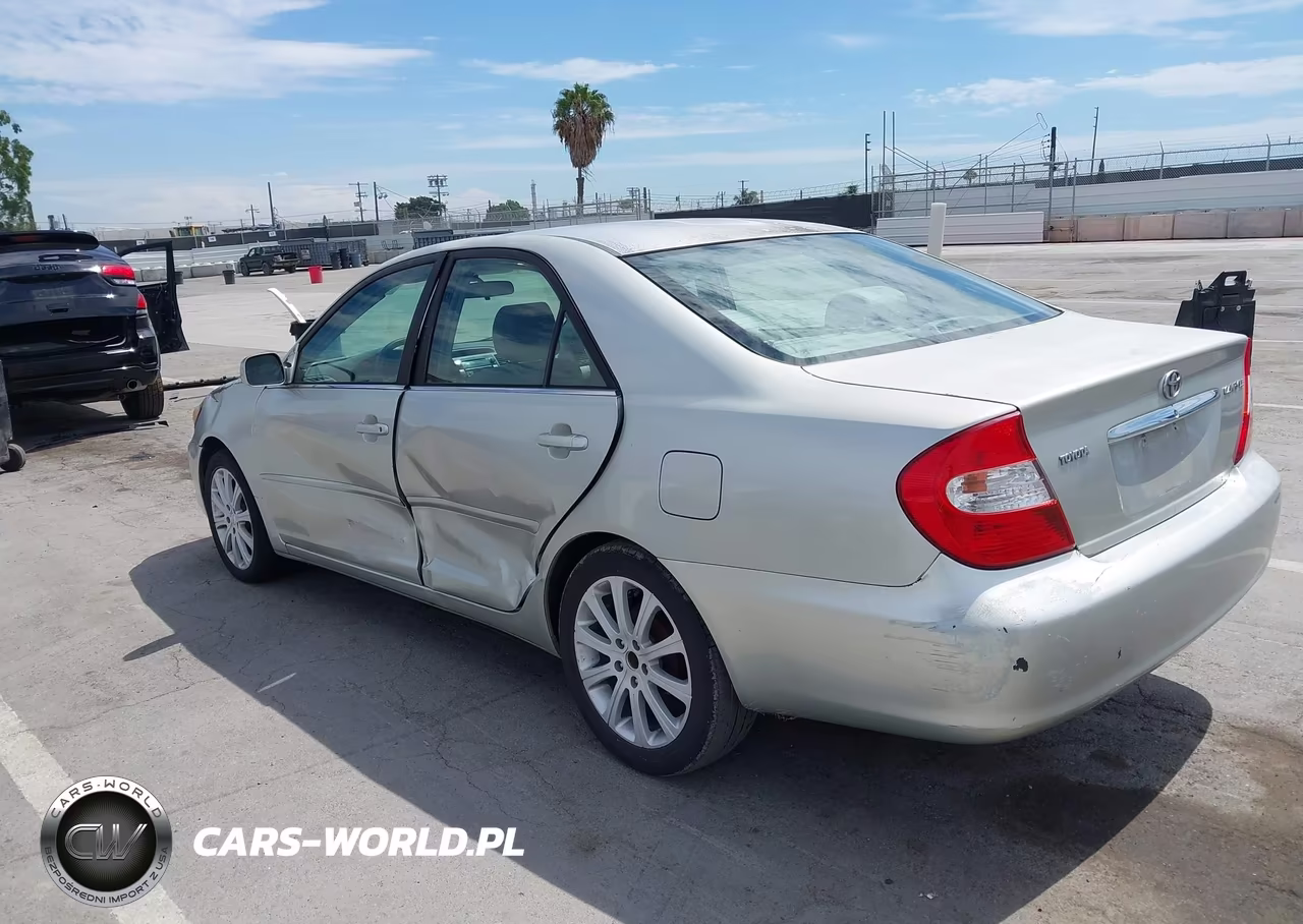 2003 Toyota Camry VIN:JTDVE32KX30241448 - 3