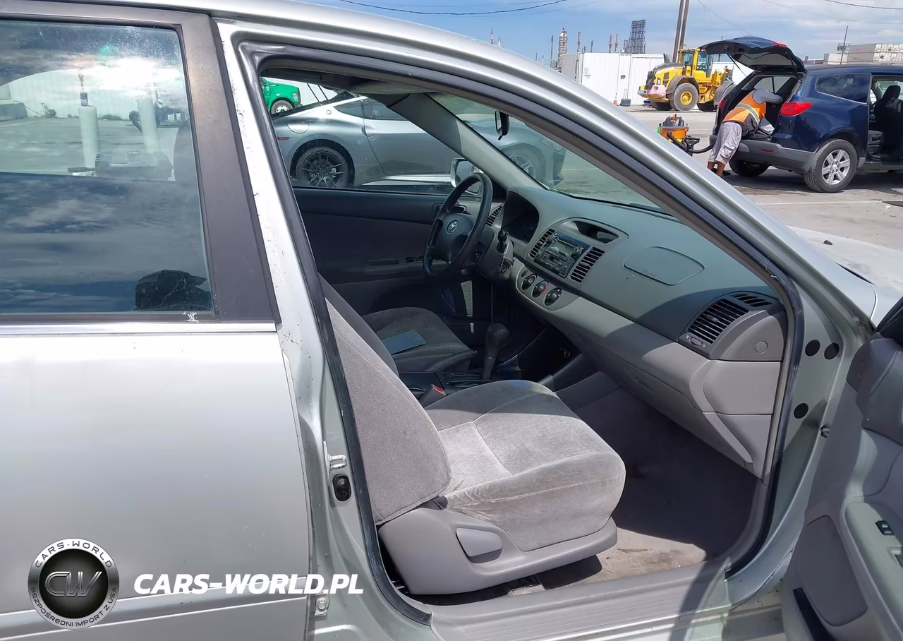 2003 Toyota Camry VIN:JTDVE32KX30241448 - 5