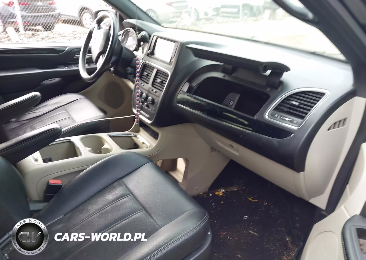 2019 Dodge Grand Caravan Sxt VIN:2C4RDGCG1KR643186 - 5