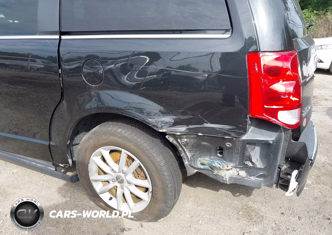 2019 Dodge Grand Caravan Sxt VIN:2C4RDGCG1KR643186 - 6