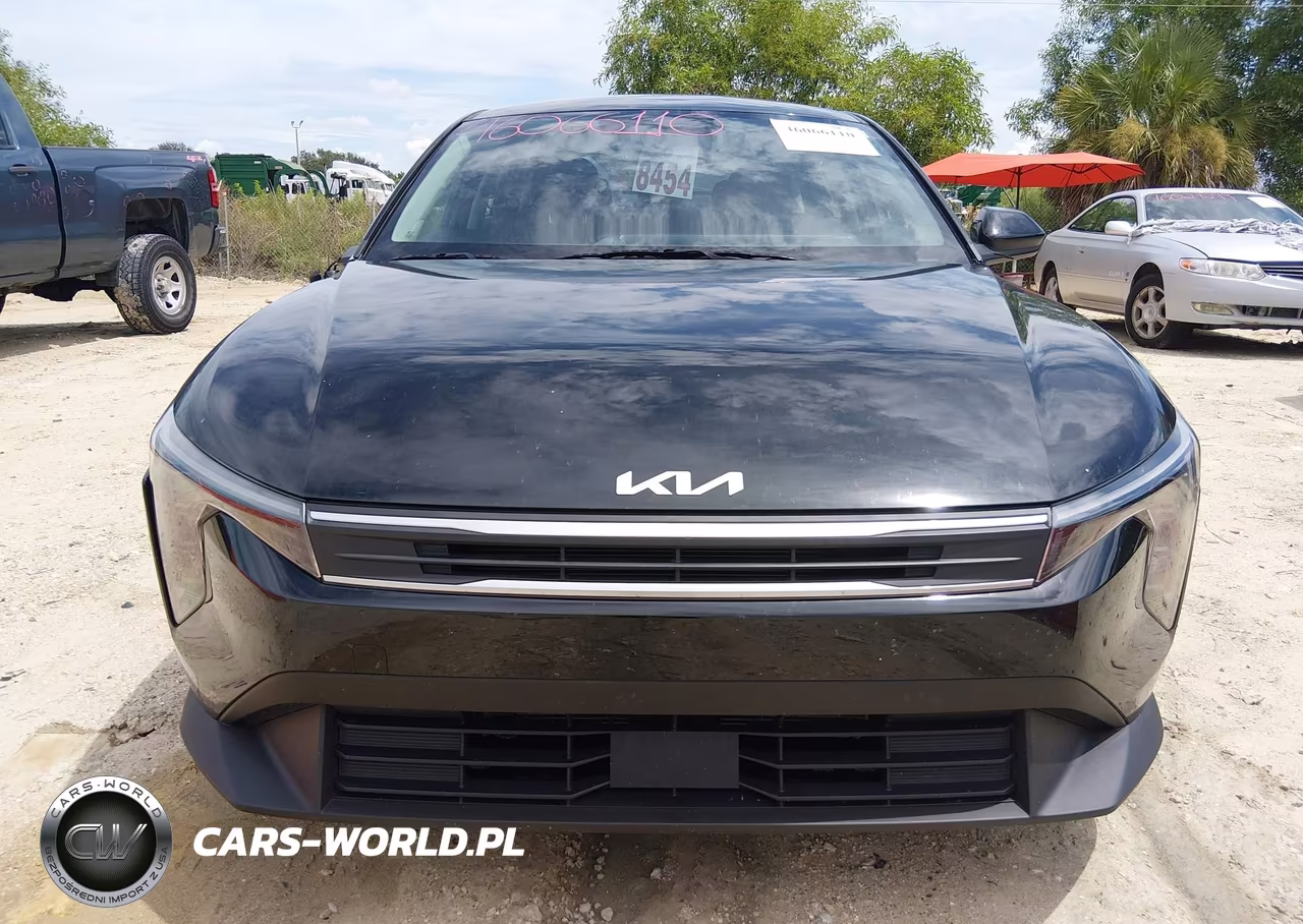 2025 Kia K4 Lxs VIN:3KPFT4DE2SE187332 - 13