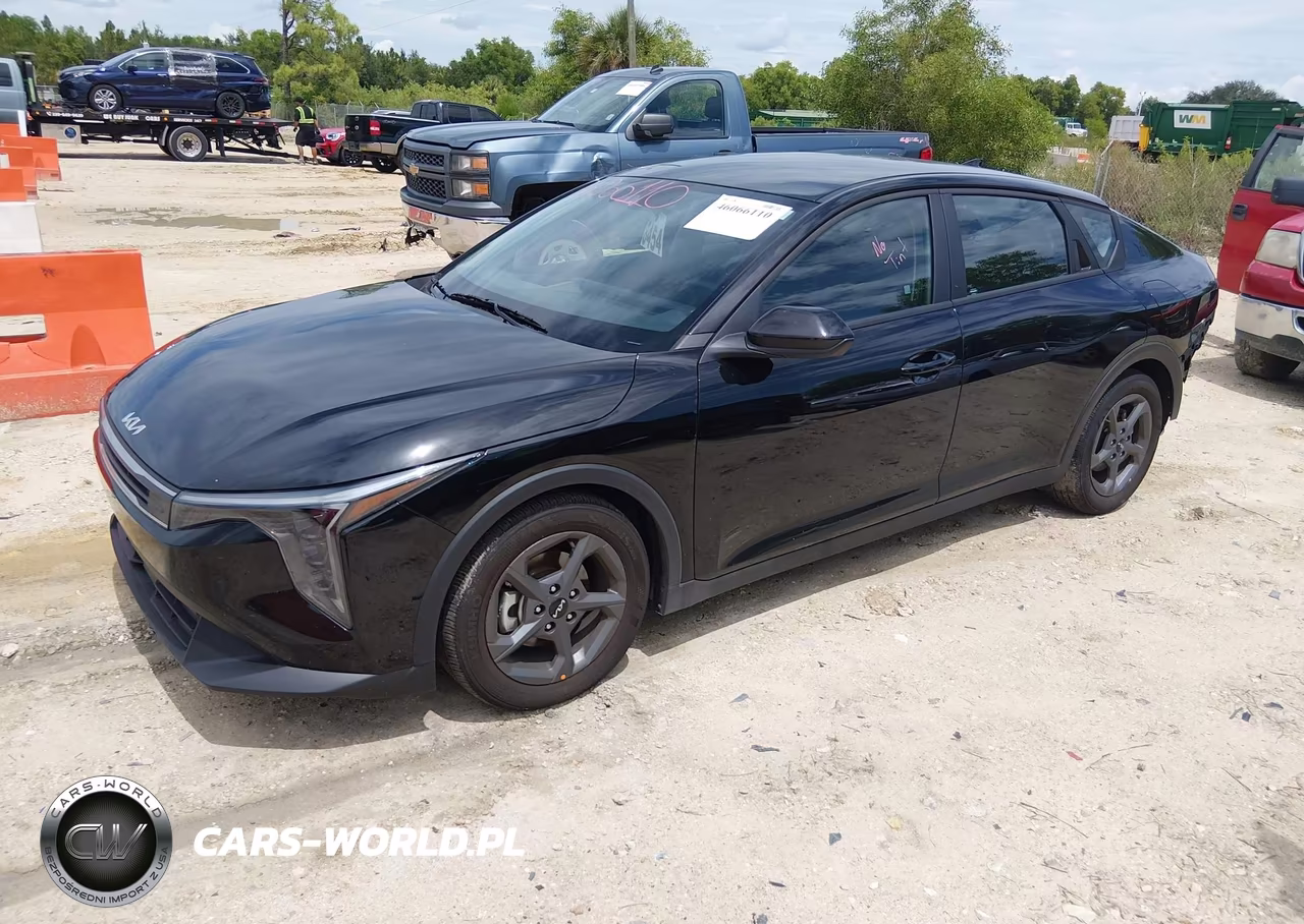 2025 Kia K4 Lxs VIN:3KPFT4DE2SE187332 - 2