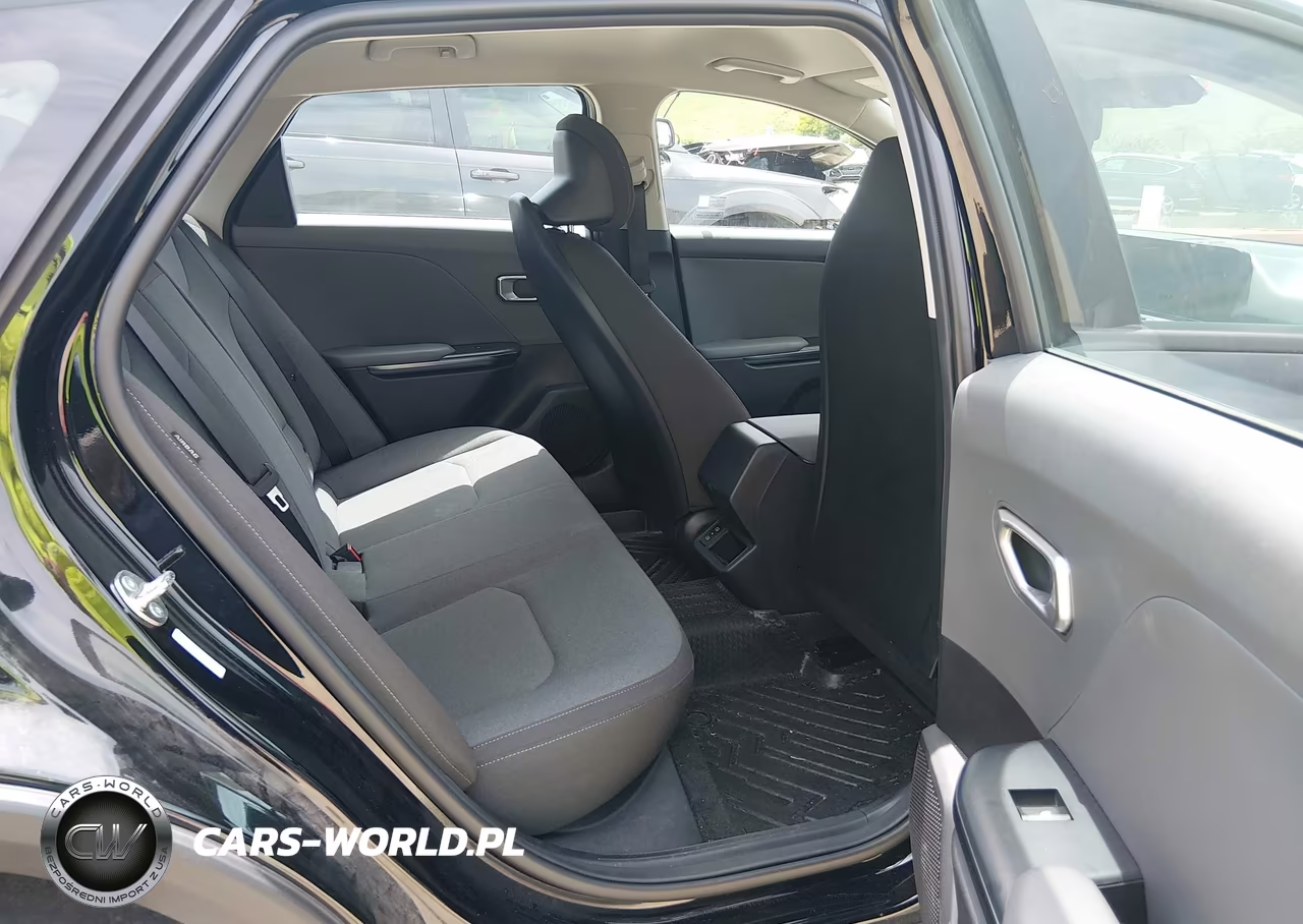 2025 Kia K4 Lxs VIN:3KPFT4DE2SE187332 - 8