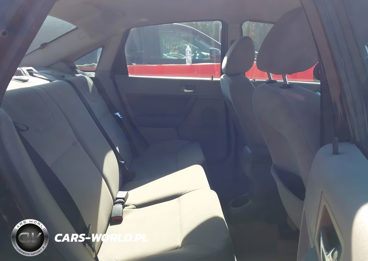2008 Ford Focus Se-Ses VIN:1FAHP35N28W157452 - 8