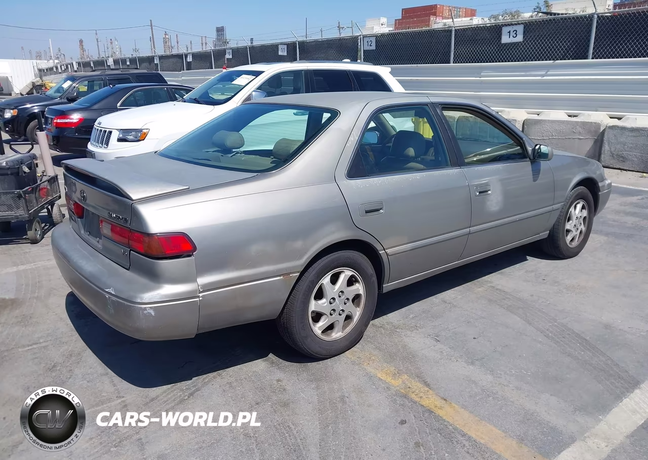 1998 Toyota Camry Xle V6 VIN:JT2BF28K1W0124367 - 4