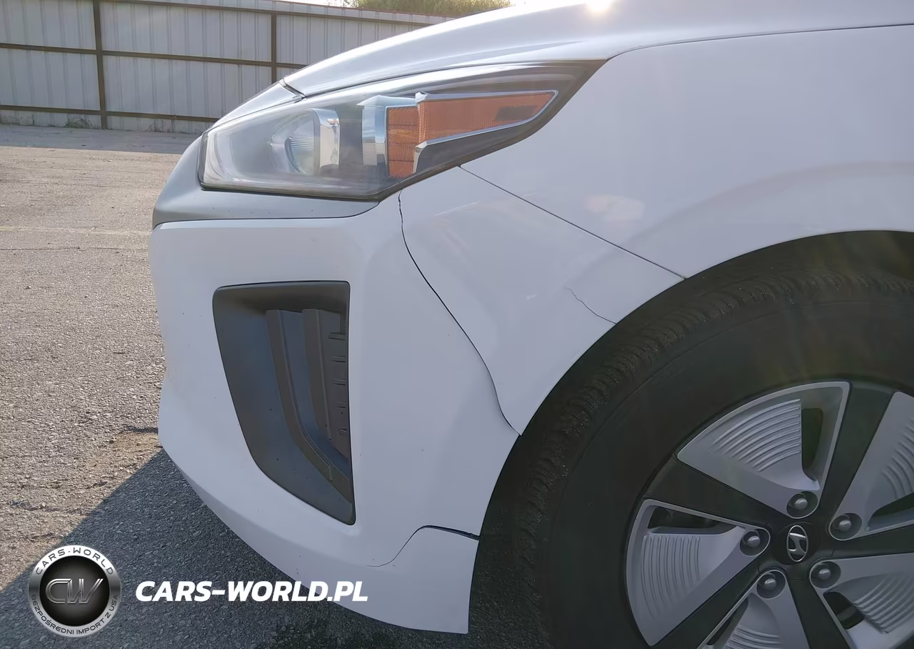 2020 Hyundai Ioniq Hybrid Blue VIN:KMHC65LC6LU233176 - 6