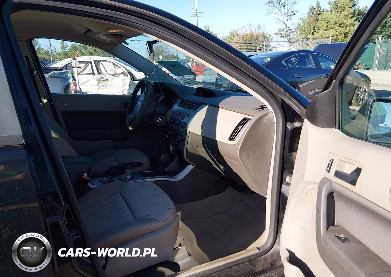 2009 Ford Focus Se VIN:1FAHP35N59W120638 - 5
