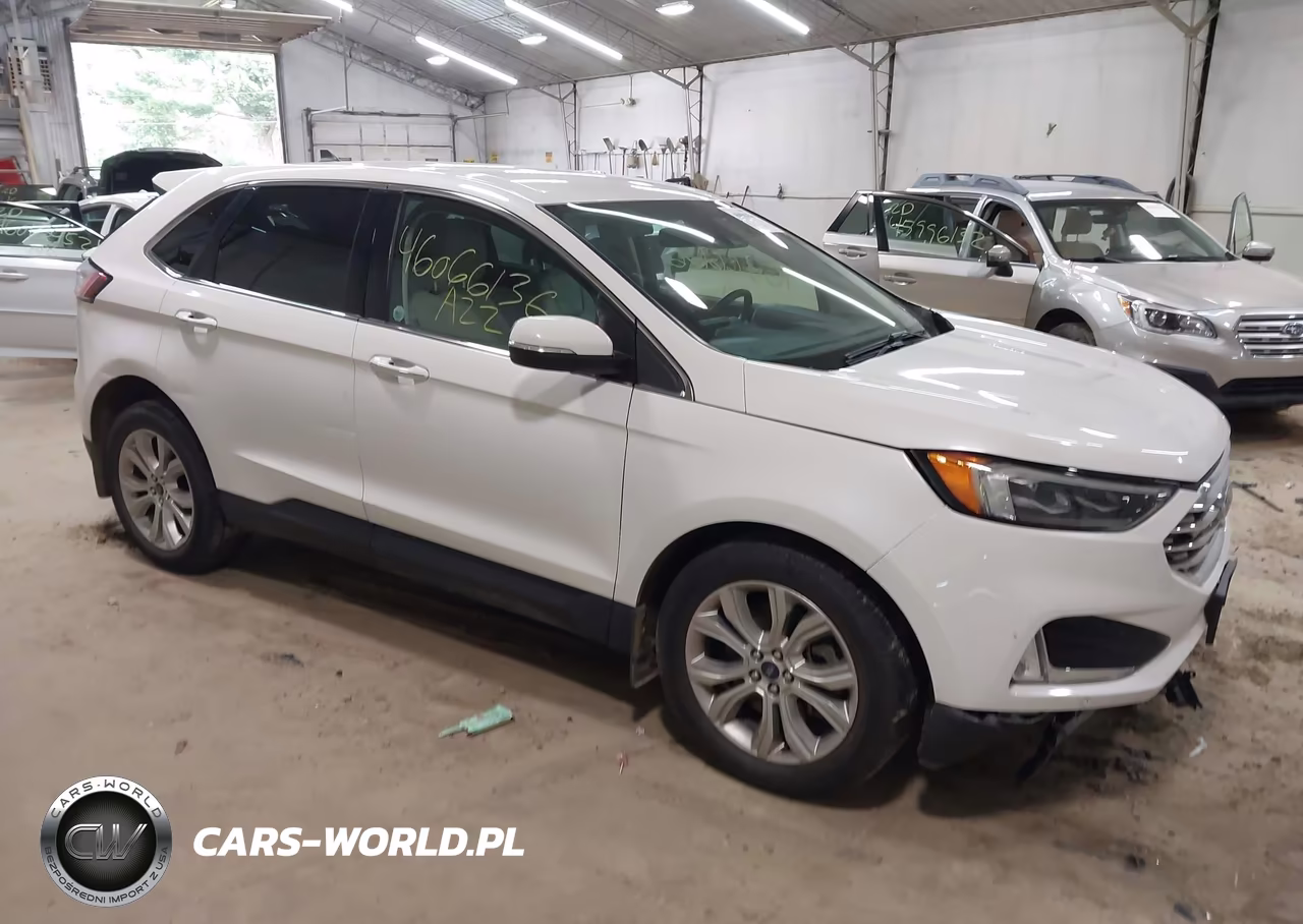 2022 Ford Edge Titanium