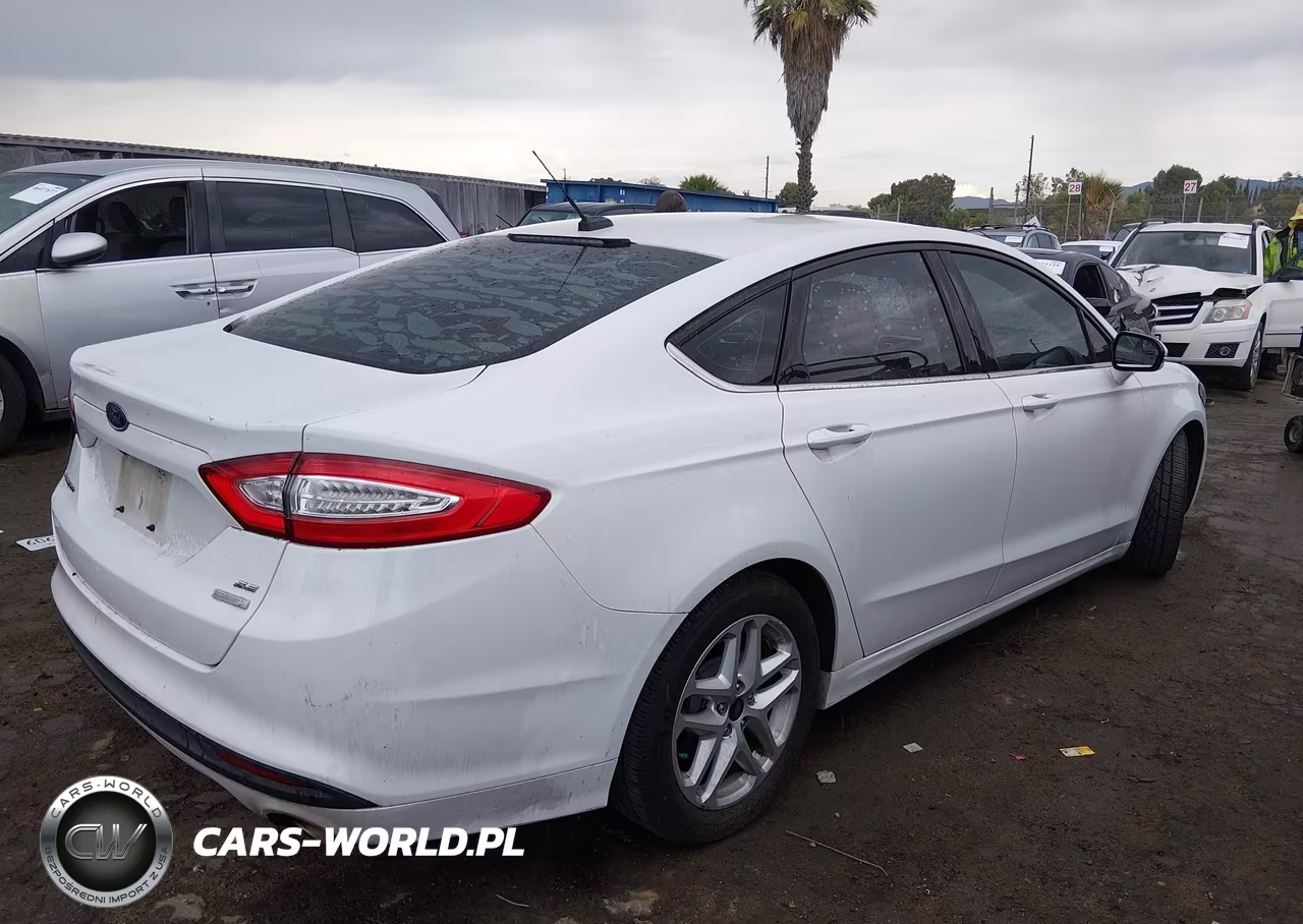 2015 Ford Fusion Se VIN:3FA6P0HD1FR237818 - 4