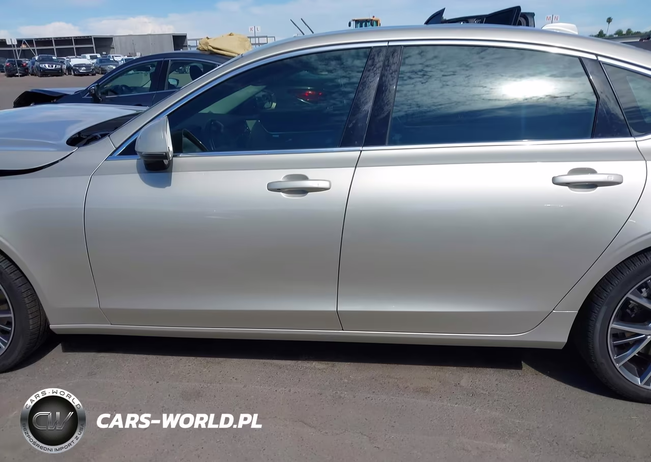 2018 Volvo S90 T6 Momentum VIN:LVY992MK9JP036159 - 14