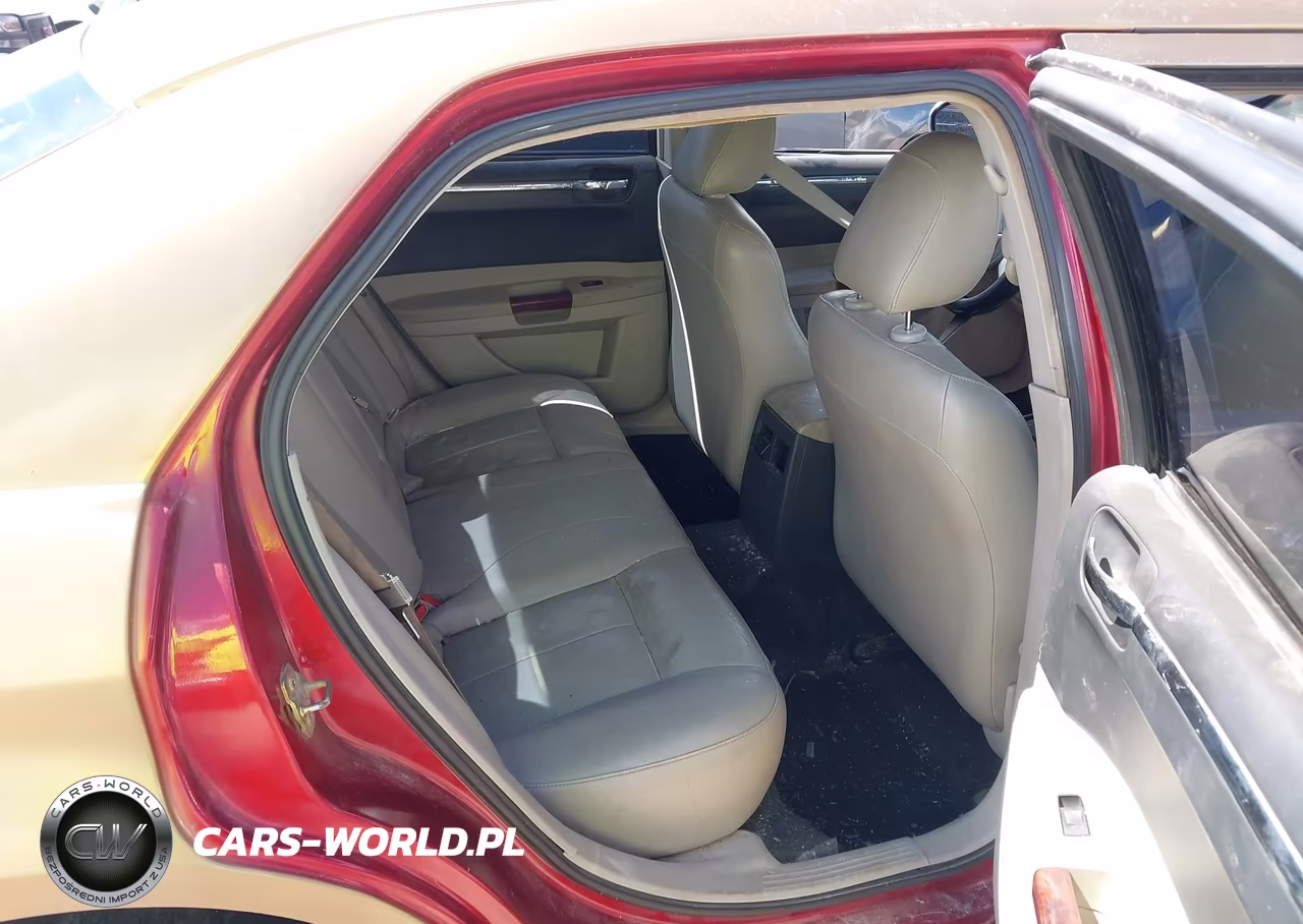 2005 Chrysler 300 Touring VIN:2C3JA53G45H136999 - 8