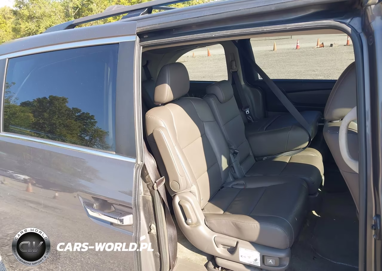 2015 Honda Odyssey Ex-L VIN:5FNRL5H6XFB017158 - 8