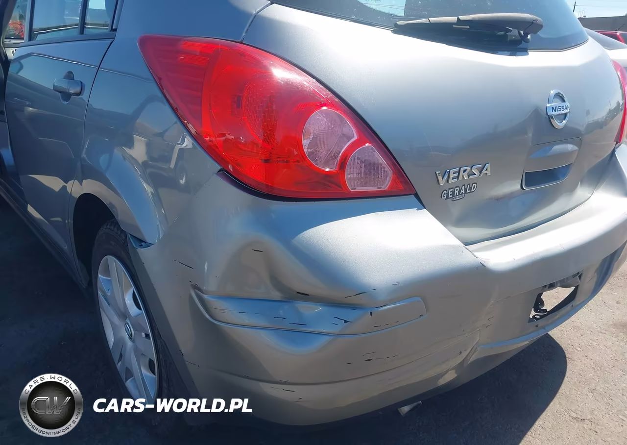 2011 Nissan Versa 1.8S VIN:3N1BC1CP4BL412526 - 6
