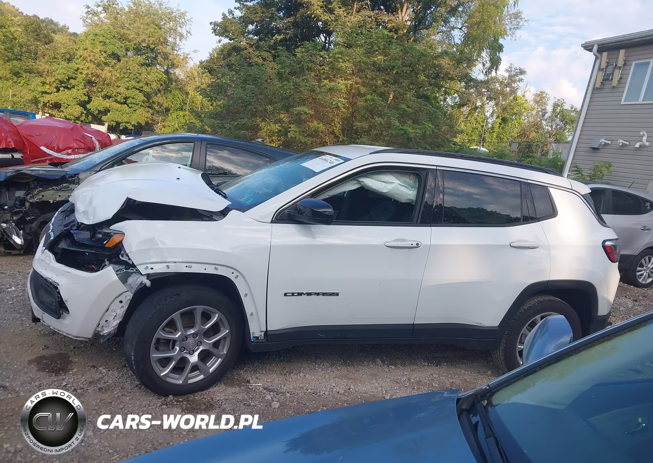 2024 Jeep Compass Latitude Lux Fwd VIN:3C4NJDFN0RT582968 - 14