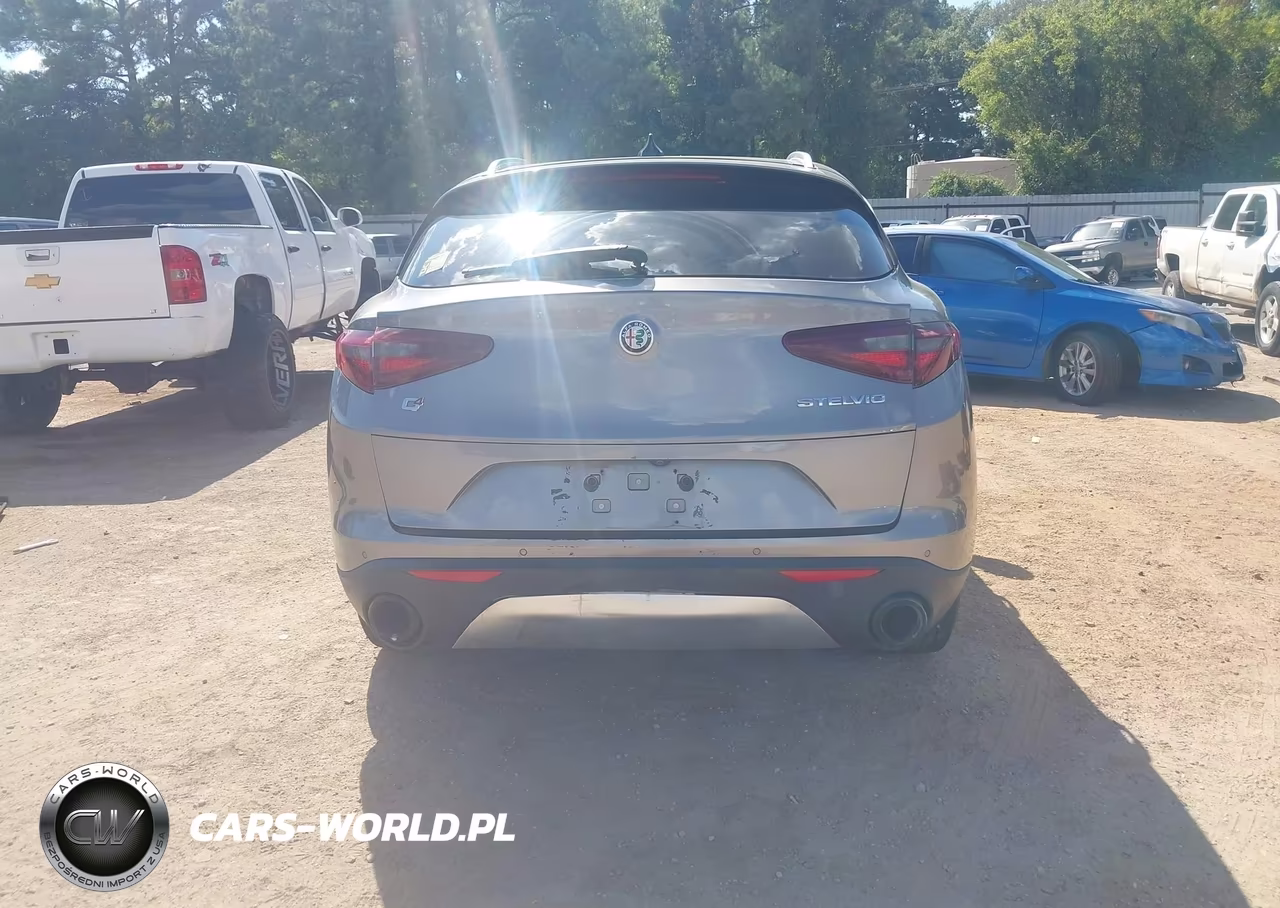2018 Alfa Romeo Stelvio Ti Awd VIN:ZASFAKBNXJ7B67610 - 17
