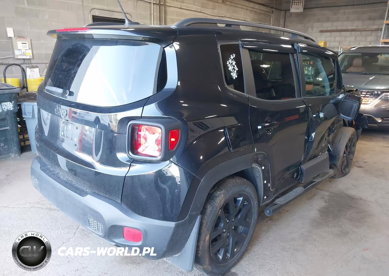 2017 Jeep Renegade Altitude 4X4 VIN:ZACCJBBB0HPG56323 - 4