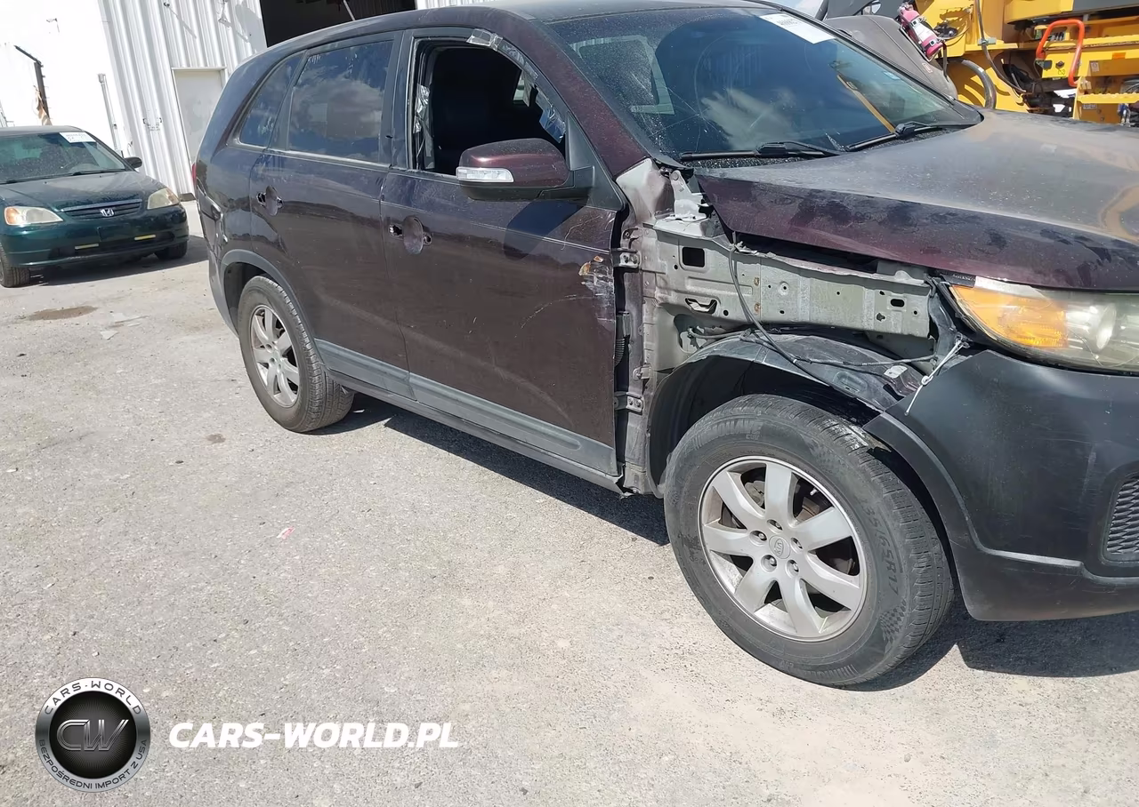 2011 Kia Sorento Lx VIN:5XYKT3A16BG079695 - 6
