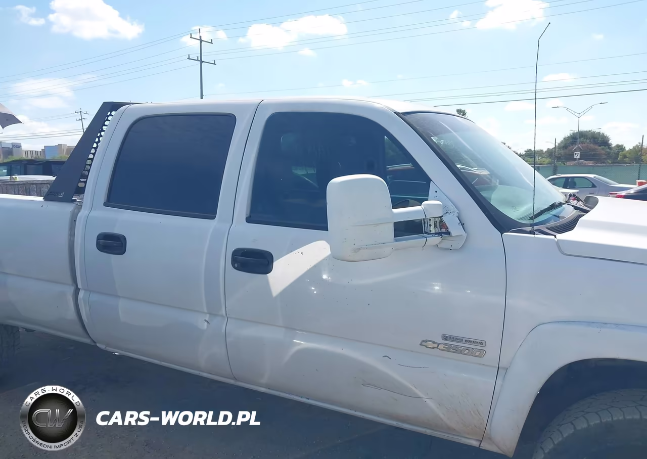 2007 Chevrolet Silverado 3500 Classic Work Truck VIN:1GCHC33D57F125819 - 13