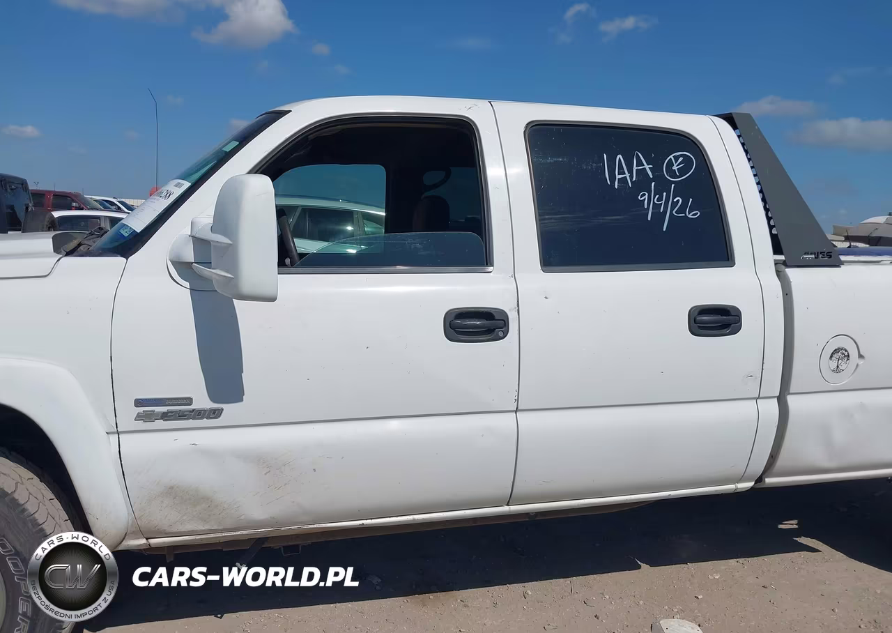 2007 Chevrolet Silverado 3500 Classic Work Truck VIN:1GCHC33D57F125819 - 14