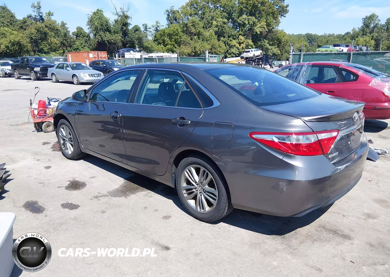 2016 Toyota Camry Se VIN:4T1BF1FK6GU123838 - 3