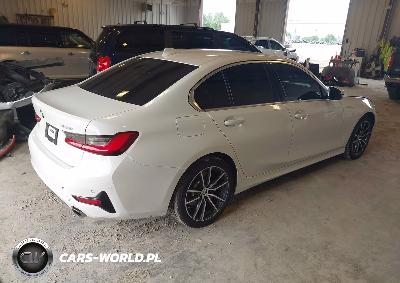 2021 BMW 330I xDrive VIN:3MW5R7J0XM8B87050 - 4