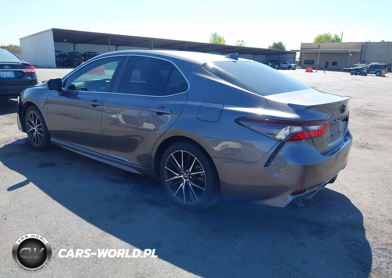 2023 Toyota Camry Se VIN:4T1T11AK8PU768193 - 3