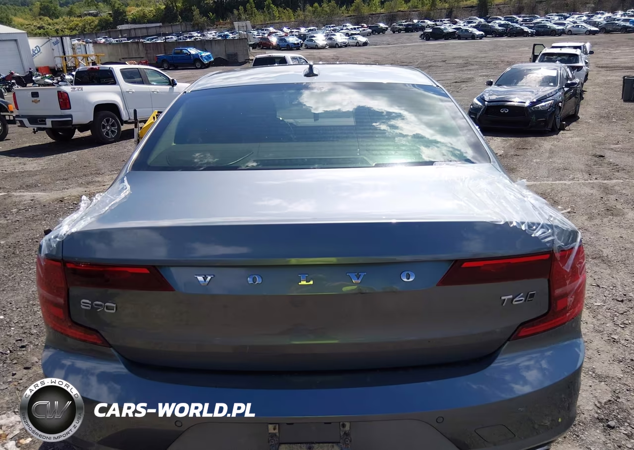 2018 Volvo S90 T6 Momentum VIN:LVY992MK6JP005273 - 16