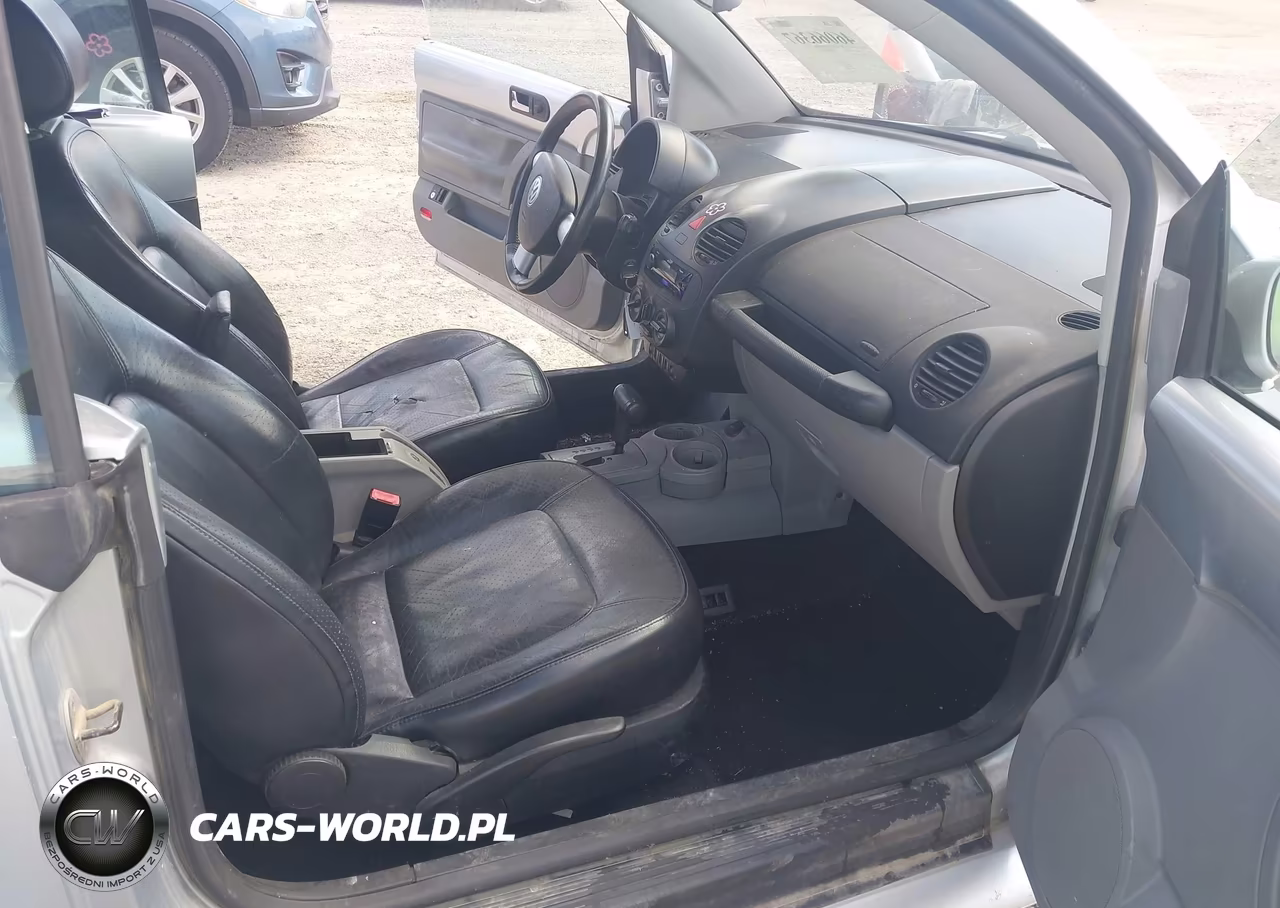 2004 Volkswagen New Beetle Gls VIN:3VWCM31Y04M345147 - 5