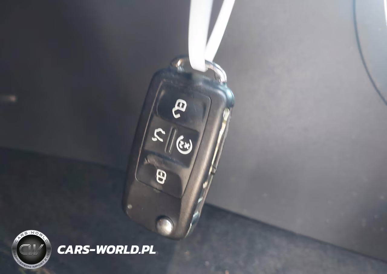 2017 Volkswagen Passat V6 Sel Premium VIN:1VWCM7A35HC036261 - 11