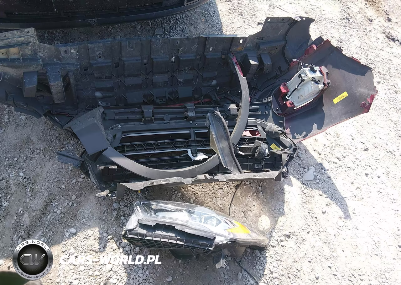 FORD ESCAPE SEL VIN:1FMCU0HD1KUC03351 - 12