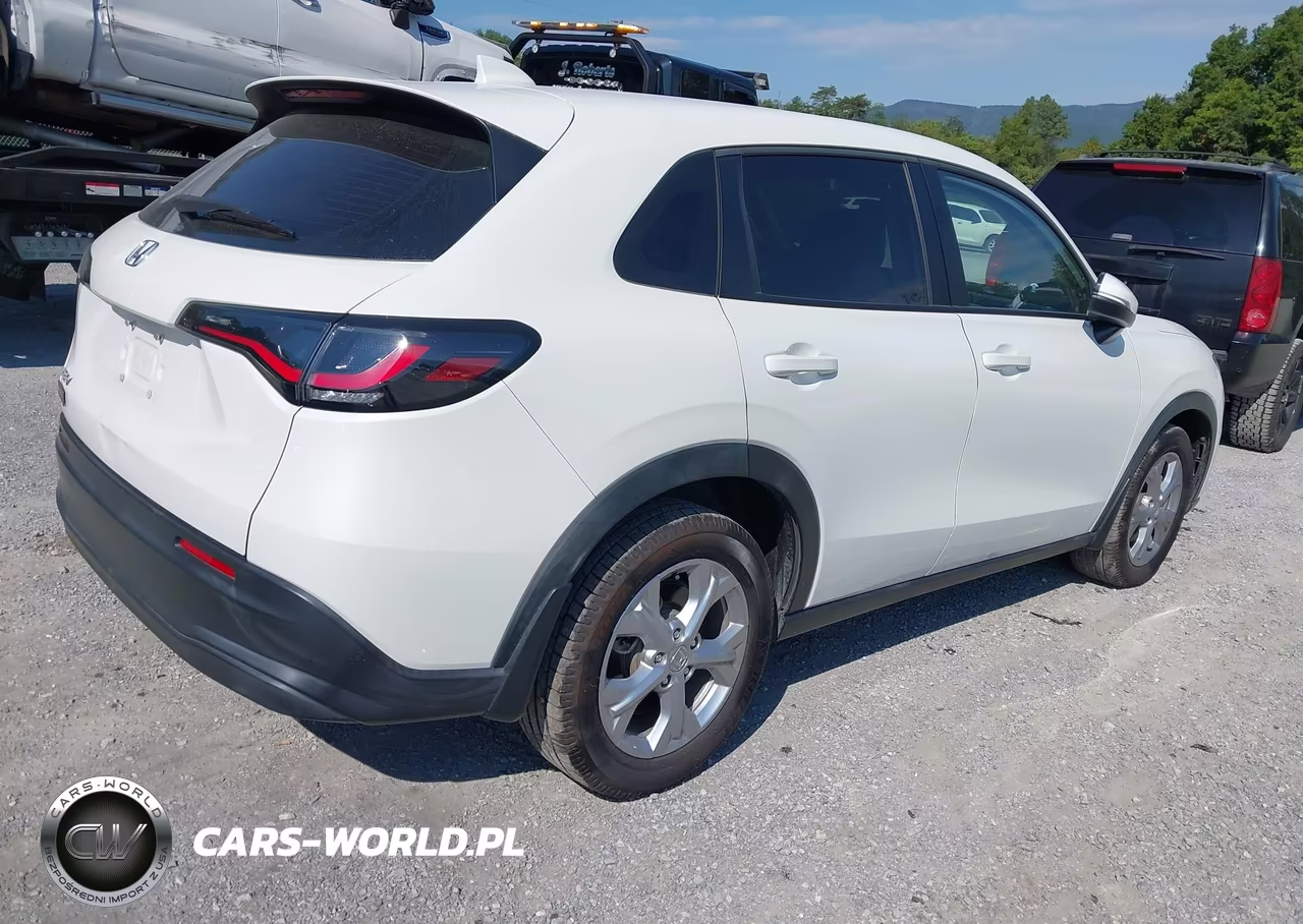 2023 Honda Hr-V Awd Lx VIN:3CZRZ2H34PM707515 - 4
