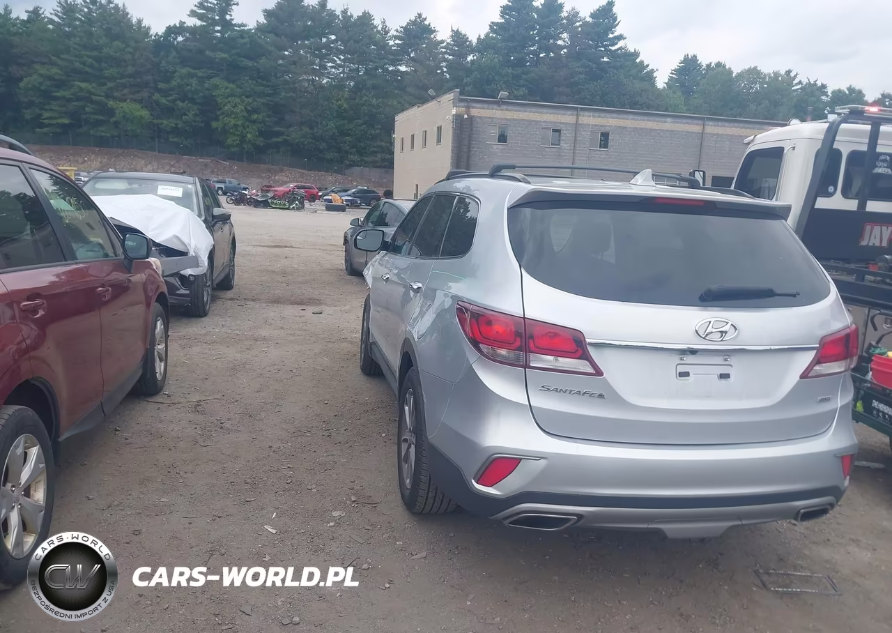 2017 Hyundai Santa Fe Se VIN:KM8SMDHF3HU244688 - 3