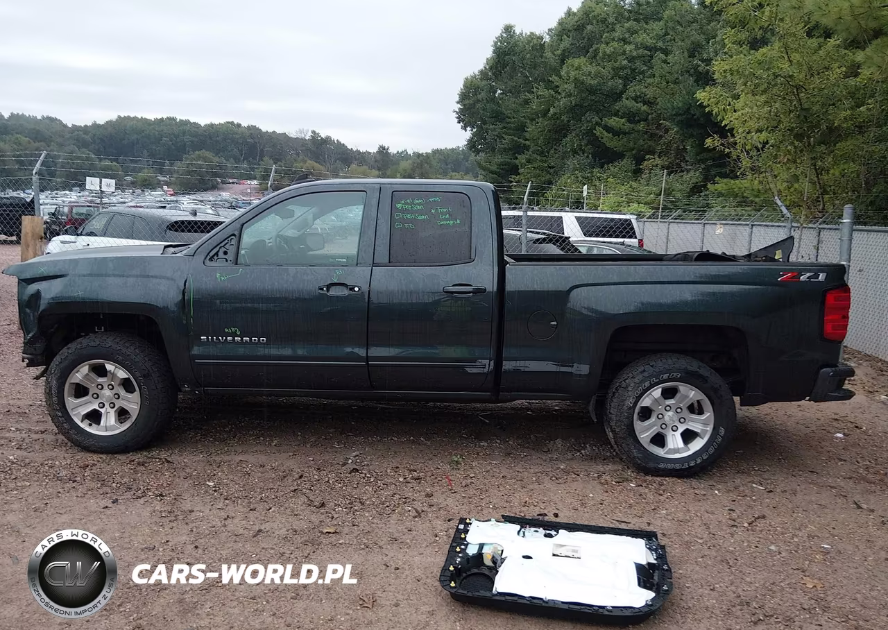2018 Chevrolet Silverado 1500 2Lt VIN:1GCVKREC9JZ220063 - 15