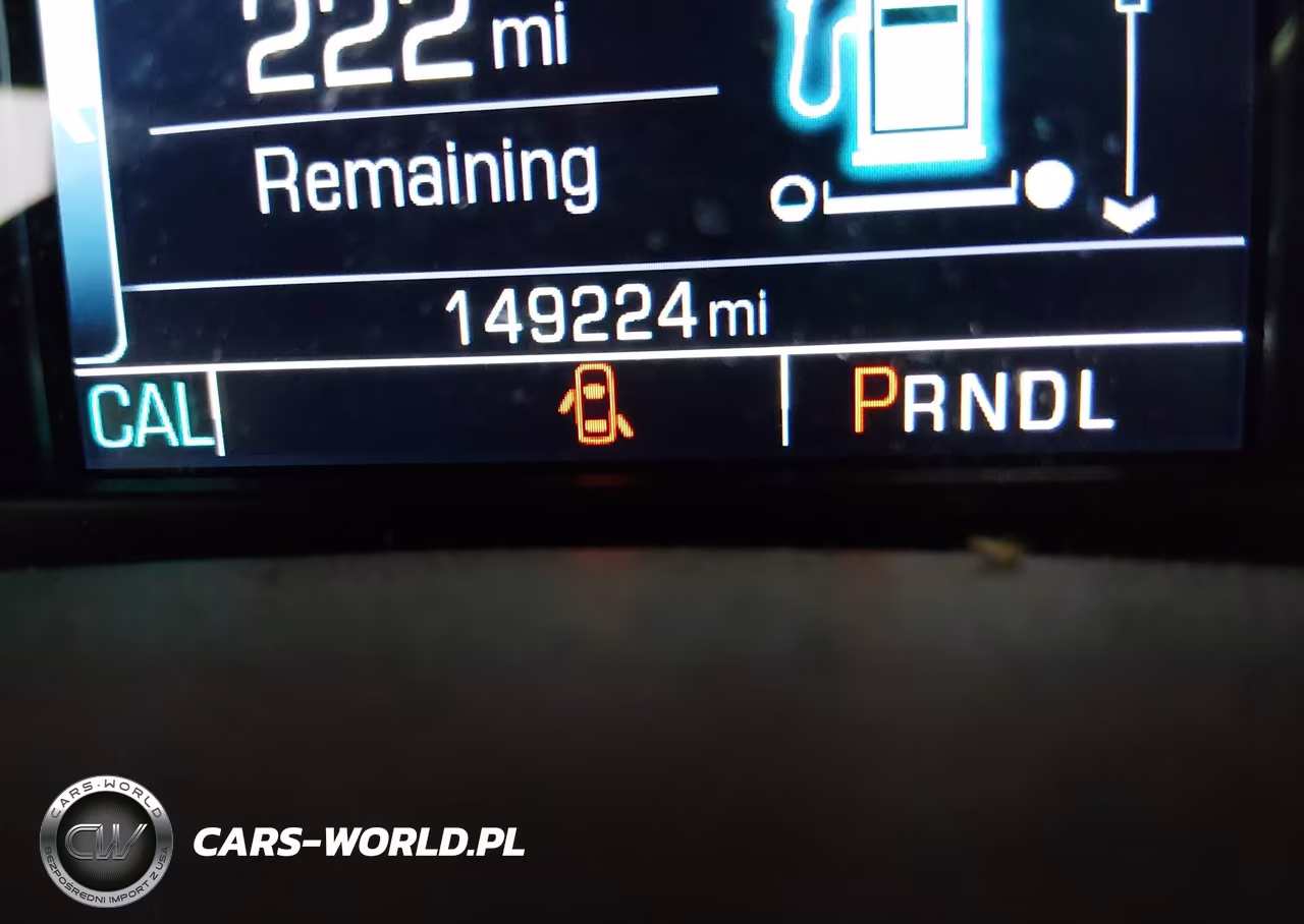 2018 Chevrolet Silverado 1500 2Lt VIN:1GCVKREC9JZ220063 - 16