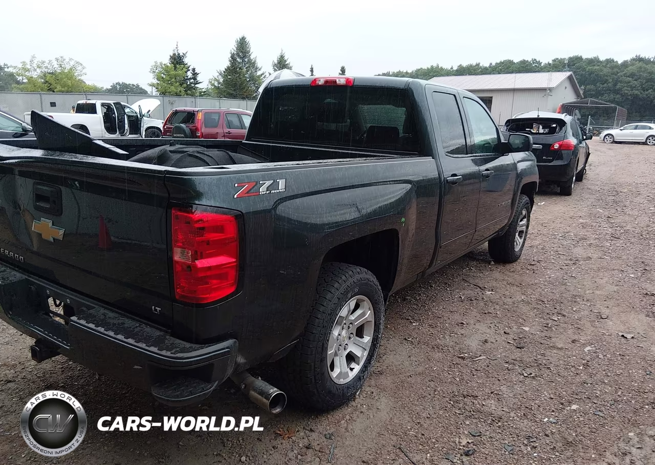 2018 Chevrolet Silverado 1500 2Lt VIN:1GCVKREC9JZ220063 - 4
