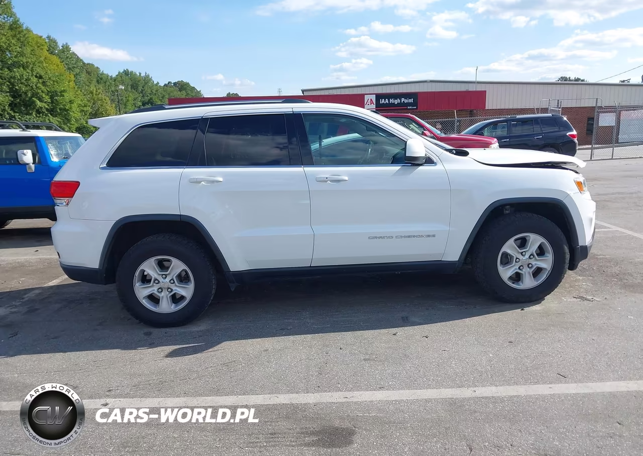 2016 Jeep Grand Cherokee Laredo VIN:1C4RJFAGXGC491026 - 13