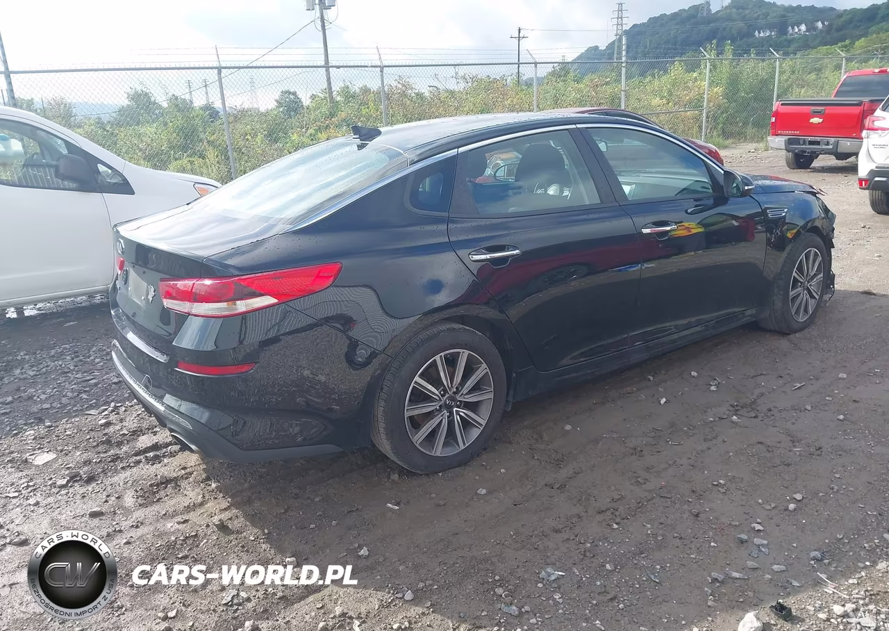 2019 Kia Optima Lx VIN:5XXGT4L33KG355331 - 4