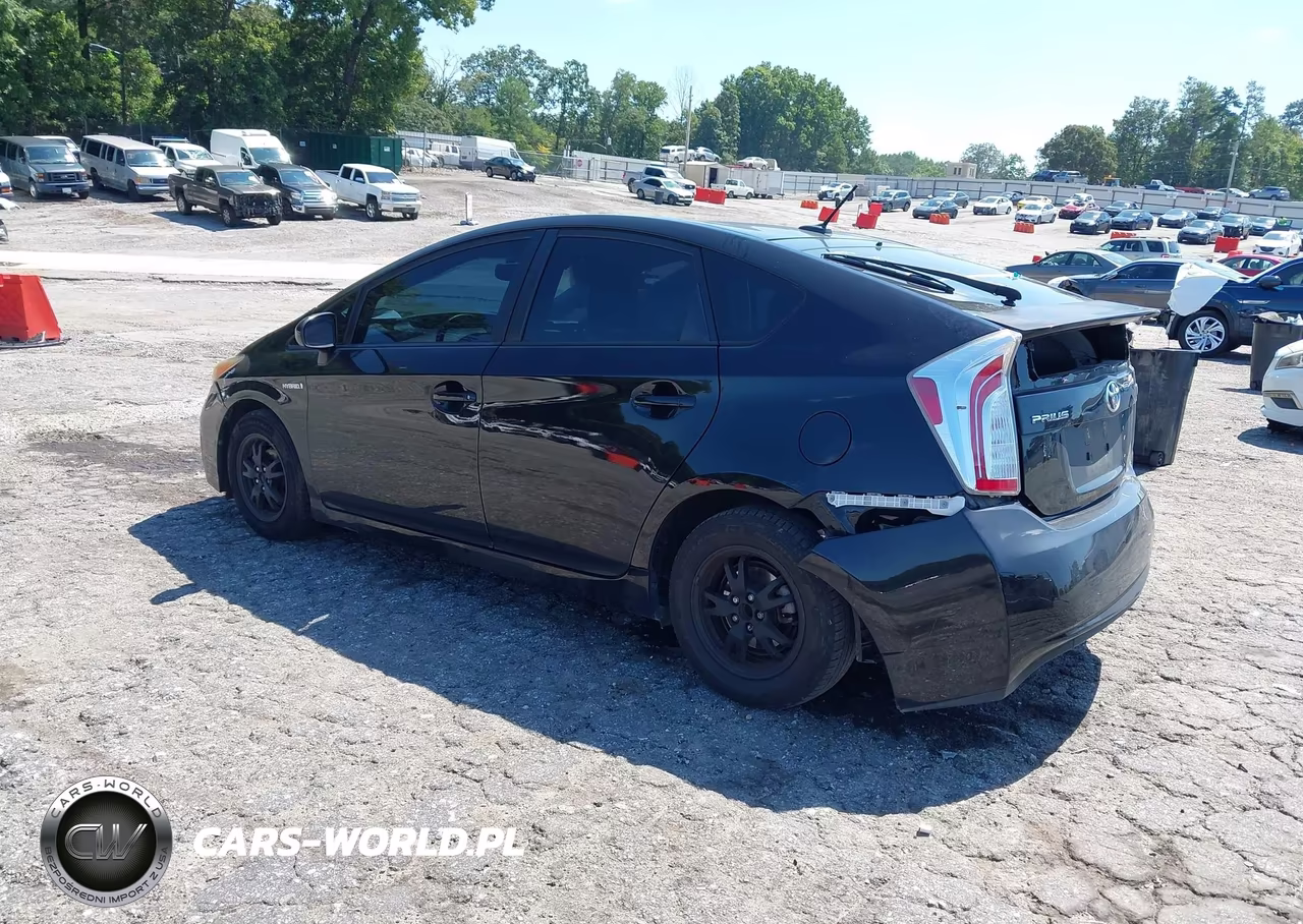 2014 Toyota Prius Four VIN:JTDKN3DU4E0373445 - 3