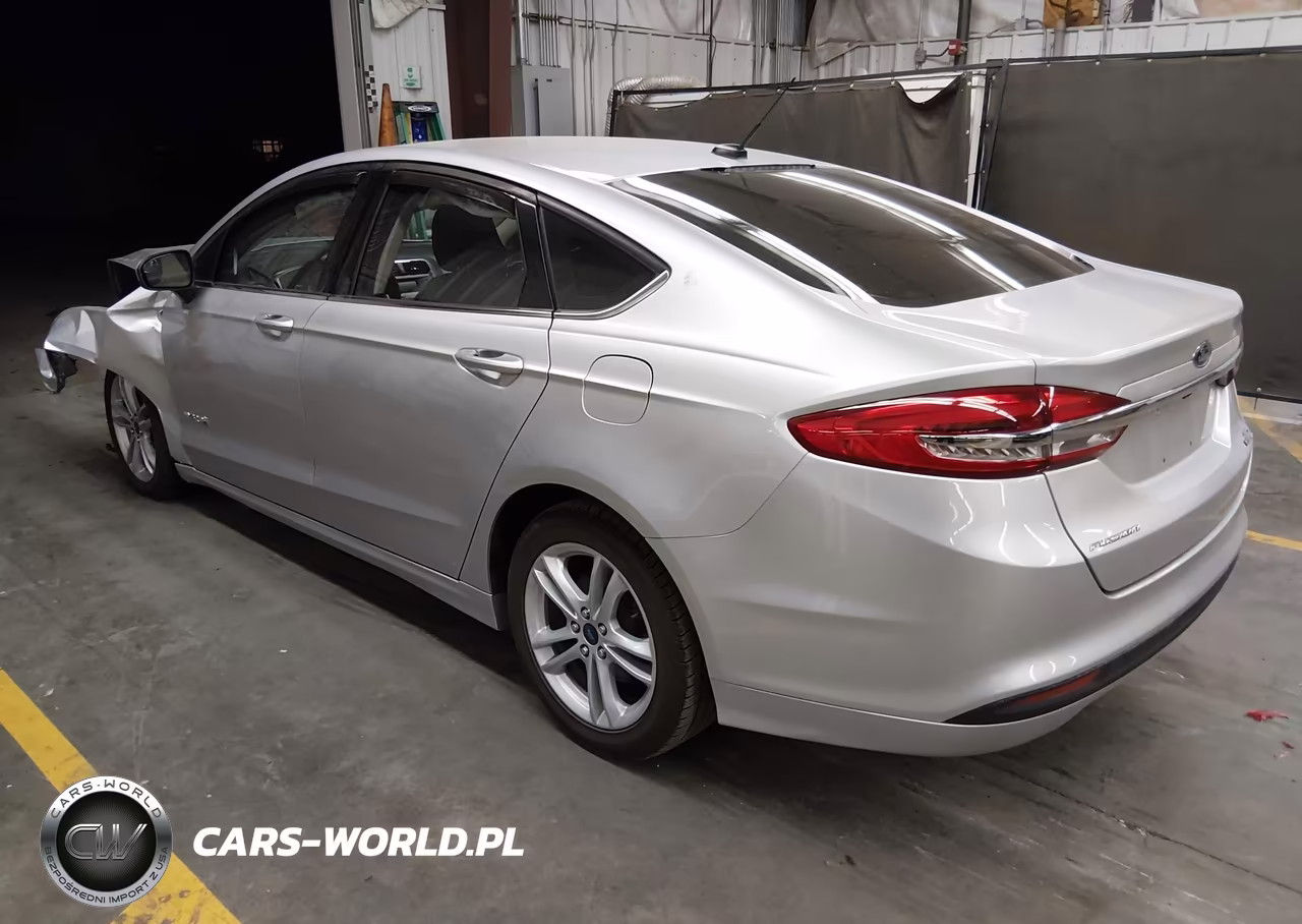 2018 Ford Fusion Hybrid Se VIN:3FA6P0LU6JR131462 - 3