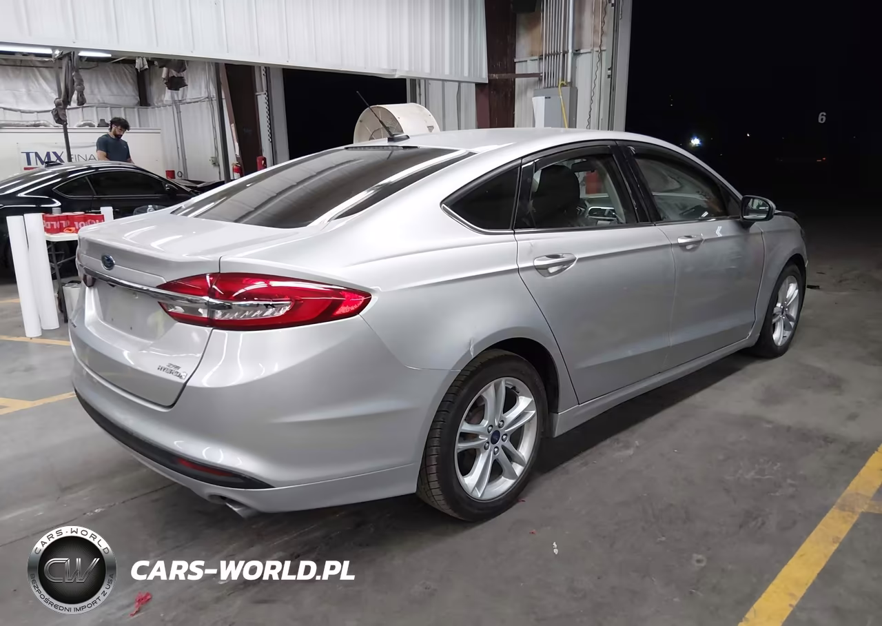 2018 Ford Fusion Hybrid Se VIN:3FA6P0LU6JR131462 - 4