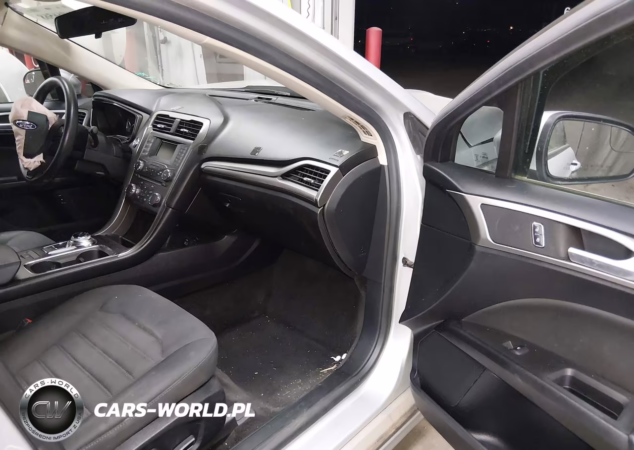 2018 Ford Fusion Hybrid Se VIN:3FA6P0LU6JR131462 - 5